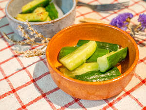 居酒屋麻油小黃瓜泡菜做法