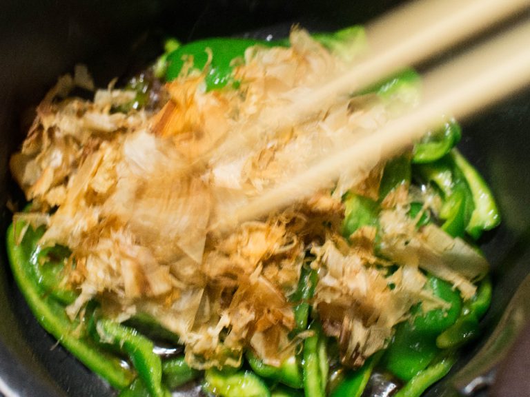 和風柴魚青椒（ピーマンおかか） 步驟3