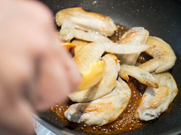 韓式辣炒雞翅｜允指的美味 步驟7
