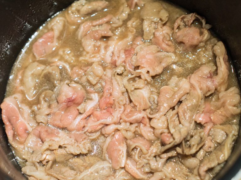 牛肉煮壽喜燒｜在家也能簡單做 步驟3