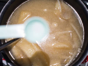 炒生薑金針菇味噌湯