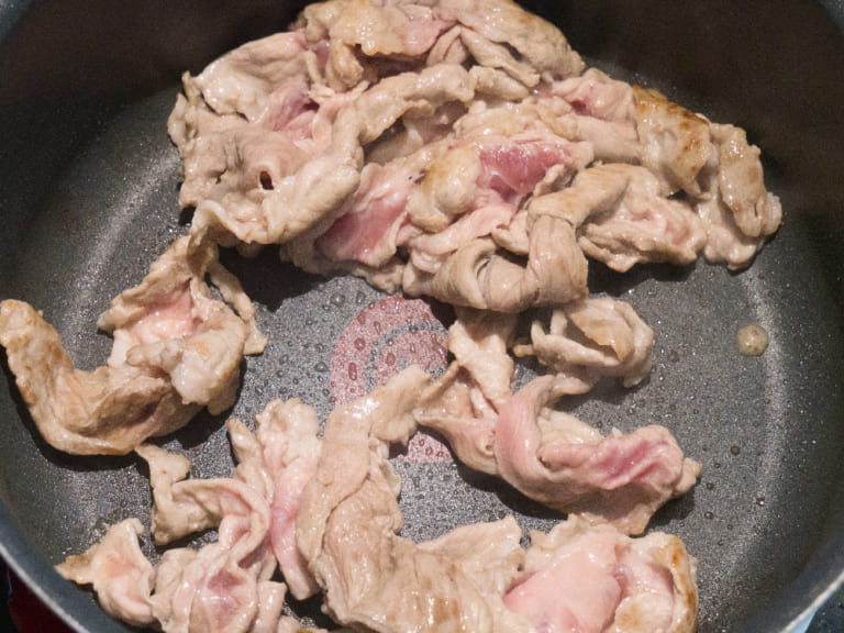 日式肉豆腐 步驟1