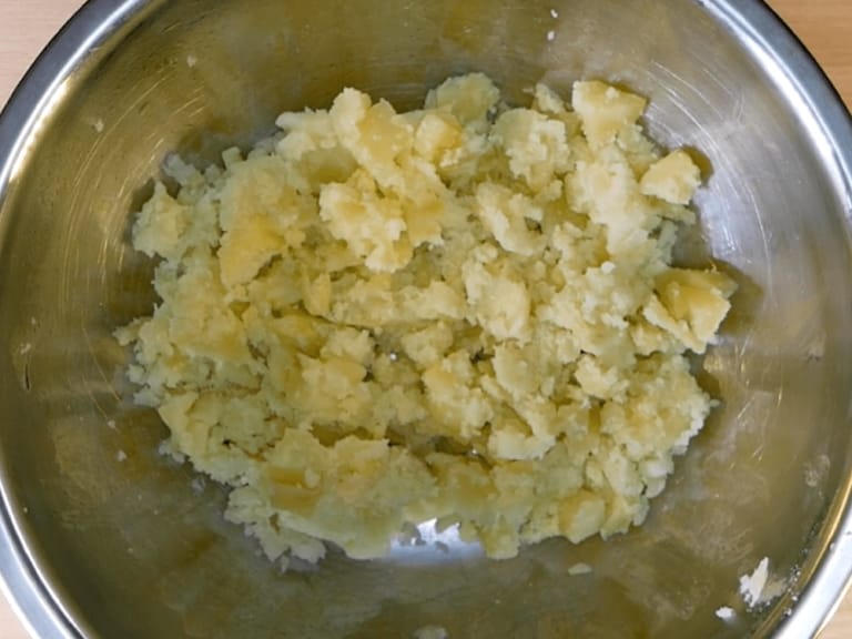 高麗菜馬鈴薯沙拉 步驟4