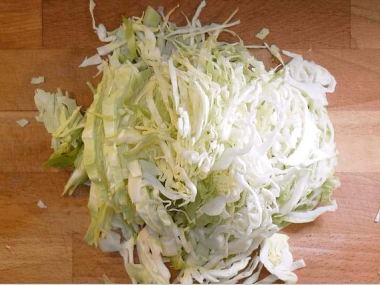 高麗菜馬鈴薯沙拉 步驟1