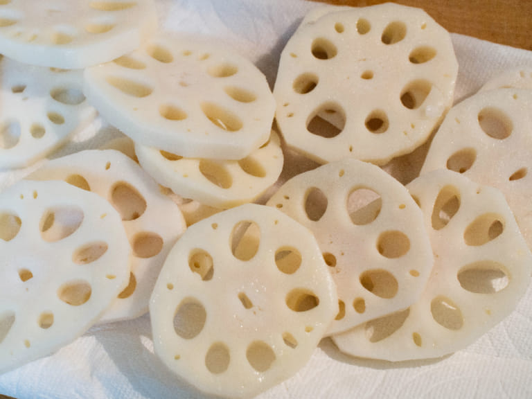 番茄拌炒蓮藕｜義式番茄醬基本作法 步驟1