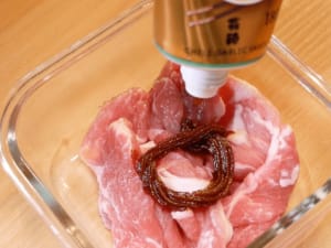 微波爐輕鬆做｜韓式泡菜豬肉炒飯｜珍好饌 愛醬 – 蒜辣調味