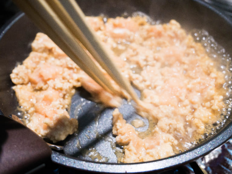 豆腐雞鬆丼飯 步驟1