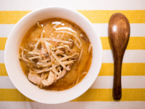 豬肉豆芽味噌湯
