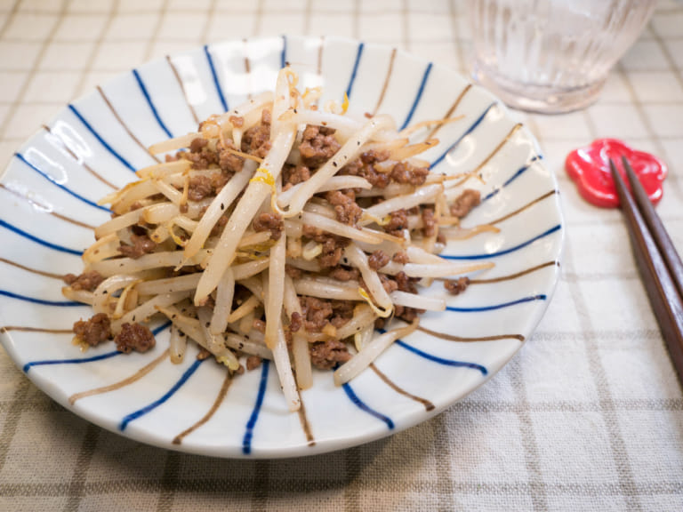 蒜炒豆芽菜絞肉 步驟5