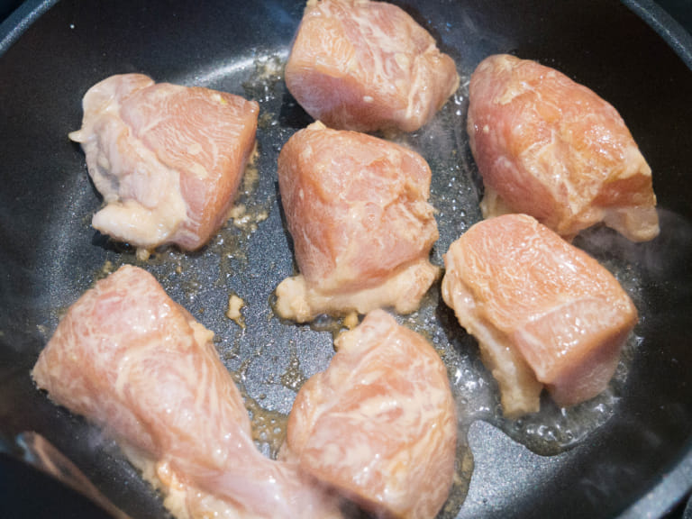 蒜醬醬煎雞胸肉 步驟3