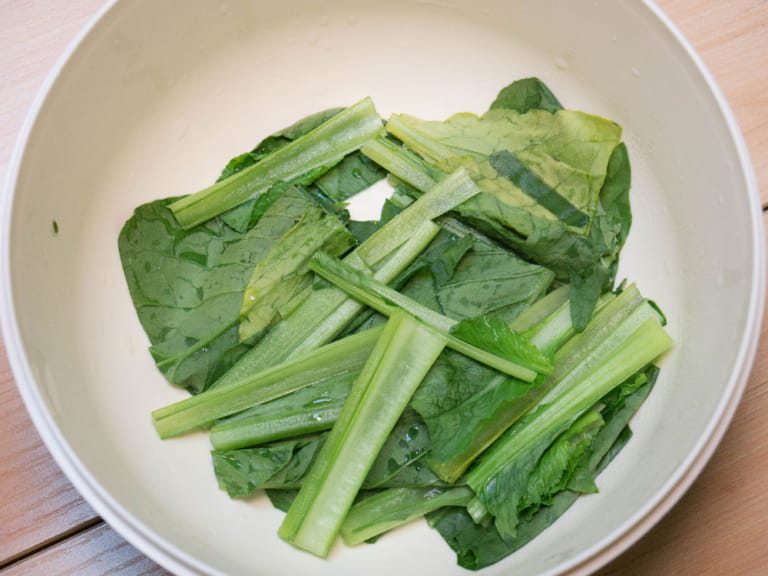 豬肉小松菜拌飯 步驟1