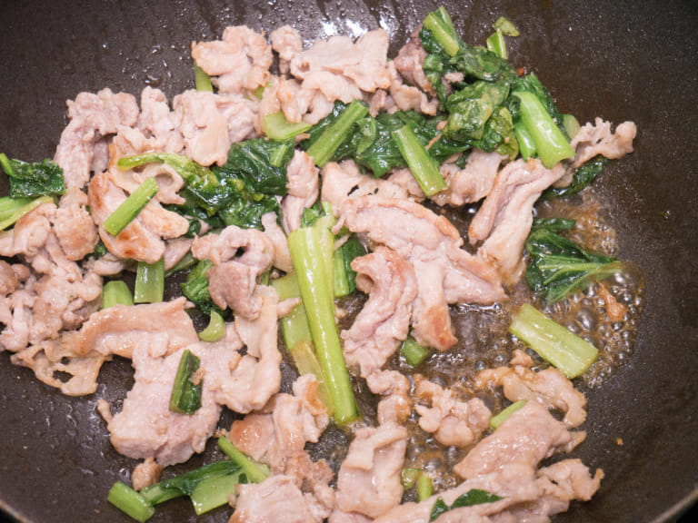 豬肉小松菜拌飯 步驟5