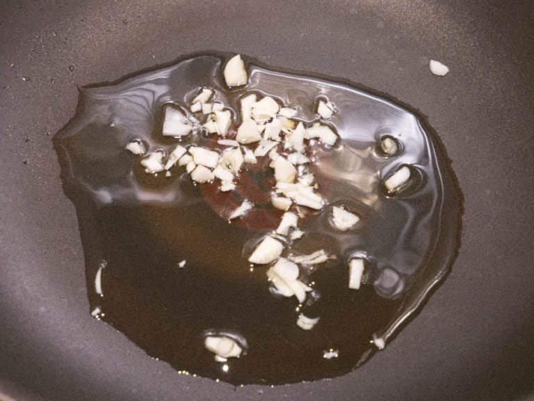 節瓜雞腿燉煮番茄 步驟3