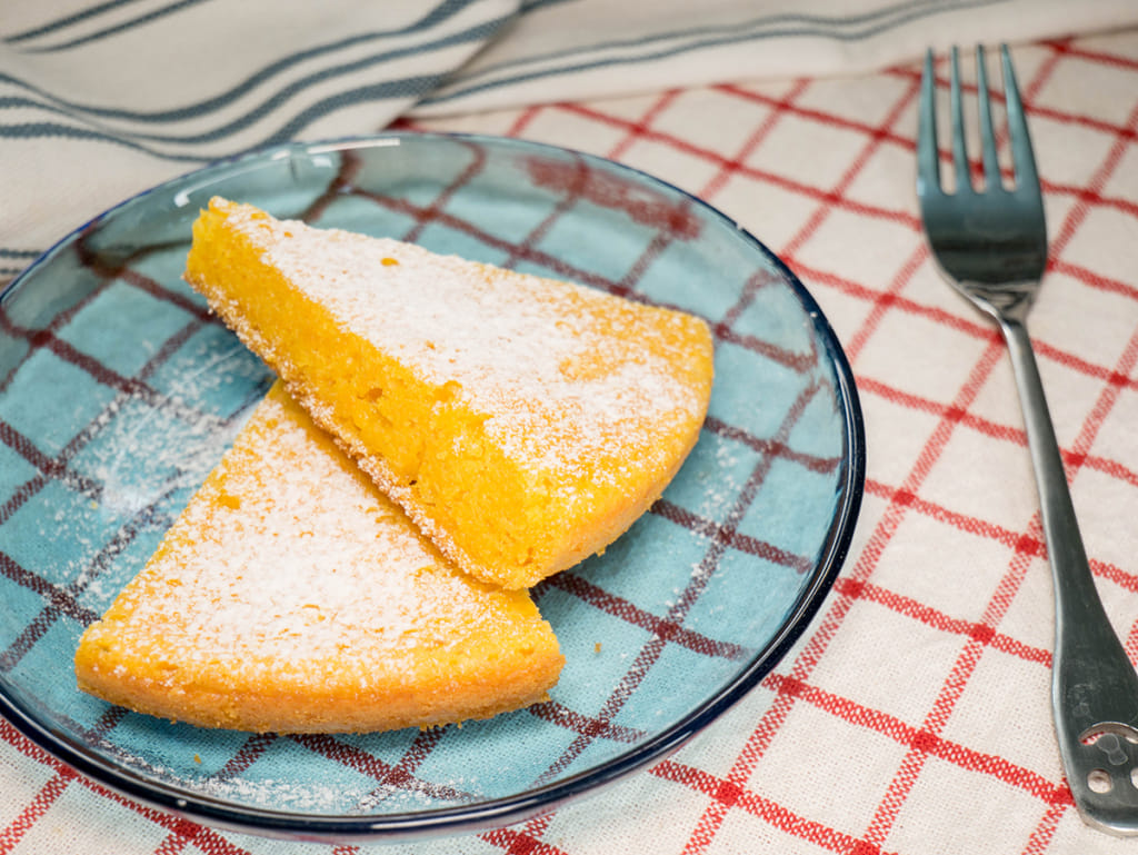 小資電子鍋料理｜紅蘿蔔蛋糕