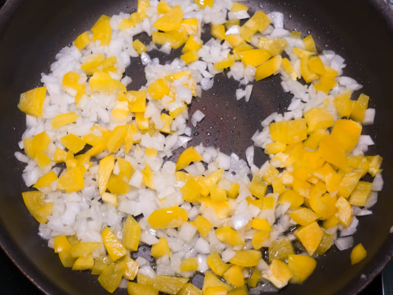 西班牙什錦炒飯 步驟2