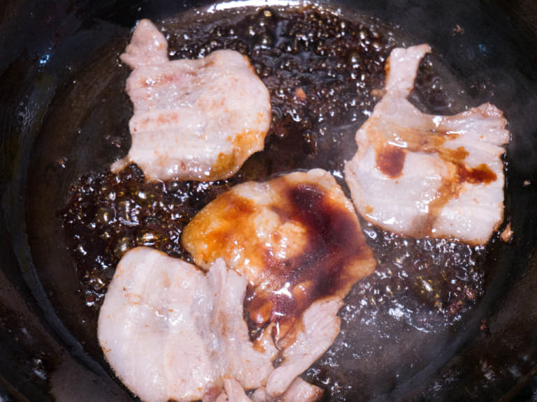 岡山料理｜蒲燒豬肉 步驟3