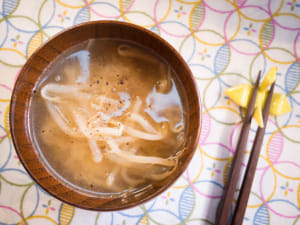 豆芽菜奶油味噌湯