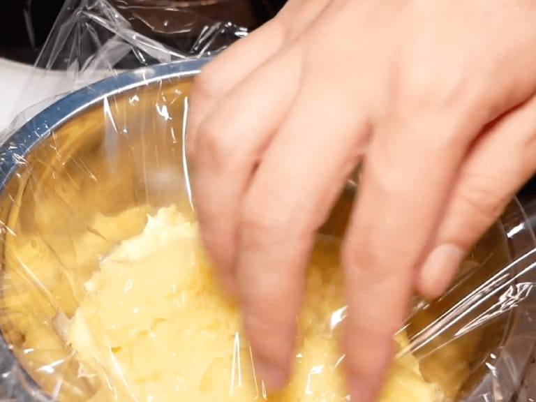 珍珠奶油熱壓吐司|卡士達醬做法 步驟6