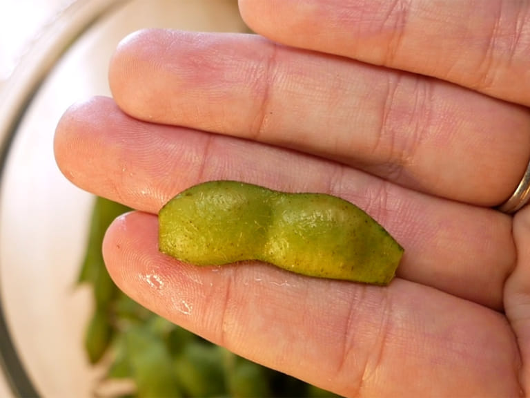 好吃毛豆的處理方法「蒸煮法」 步驟1