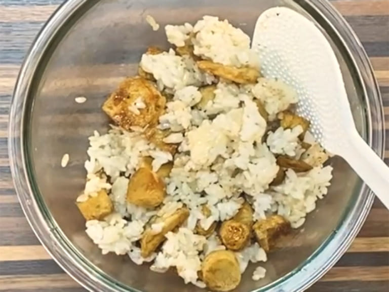 yahoo x 魚板拌飯 步驟4