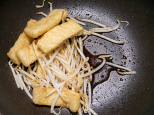 柑橘醋醬油（ぽん酢）炒油揚豆腐豆芽菜