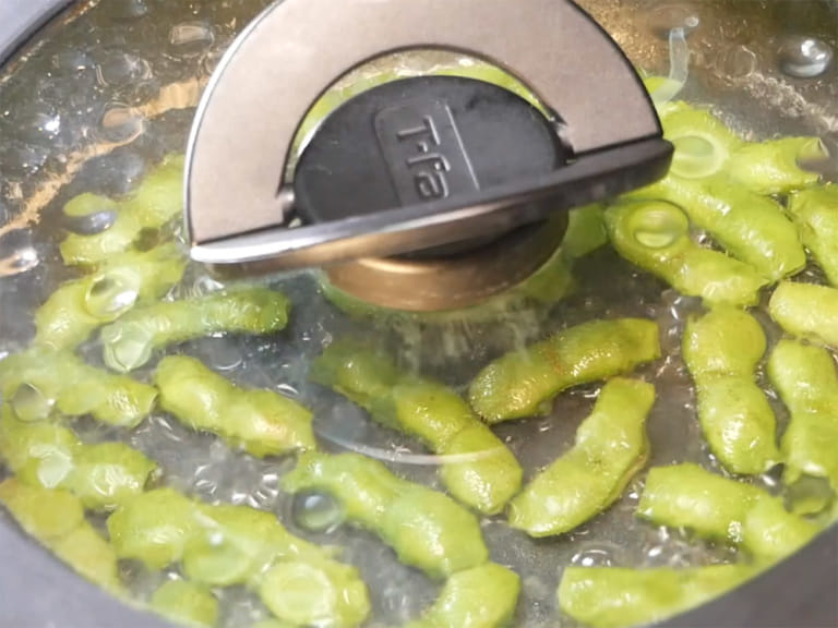好吃毛豆的處理方法「蒸煮法」 步驟3