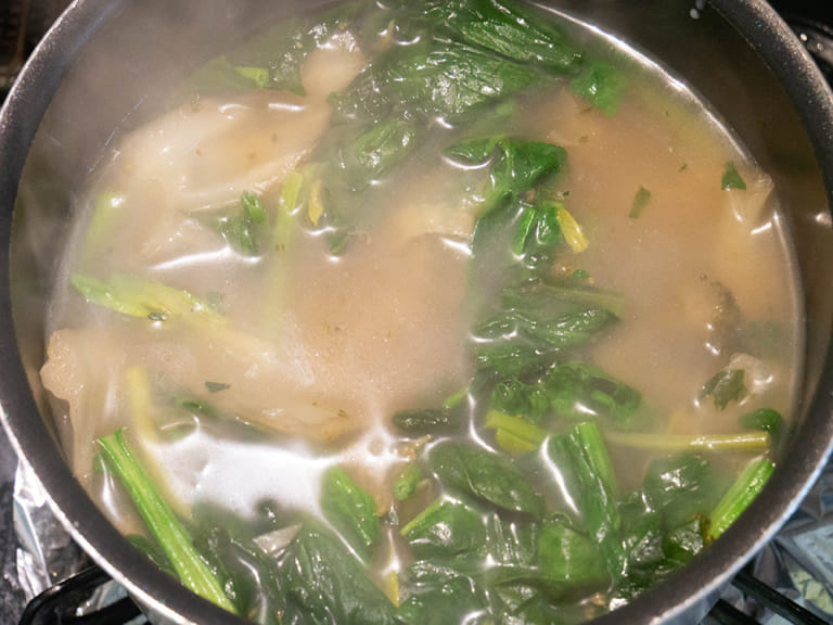 菠菜牛奶湯 步驟2