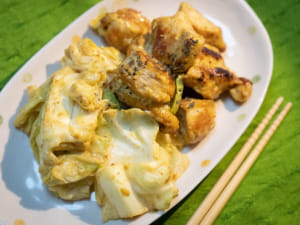 雞胸肉炒咖哩美乃滋高麗菜