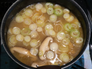 炒香菇蓮藕蔥味噌湯
