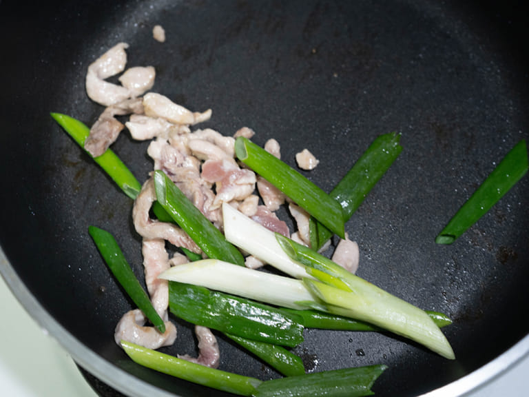 太陽的蕃茄味噌拉麵食譜 步驟2