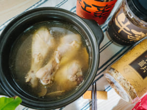 電鍋版，暖胃蔘雞湯｜暖暖純手作