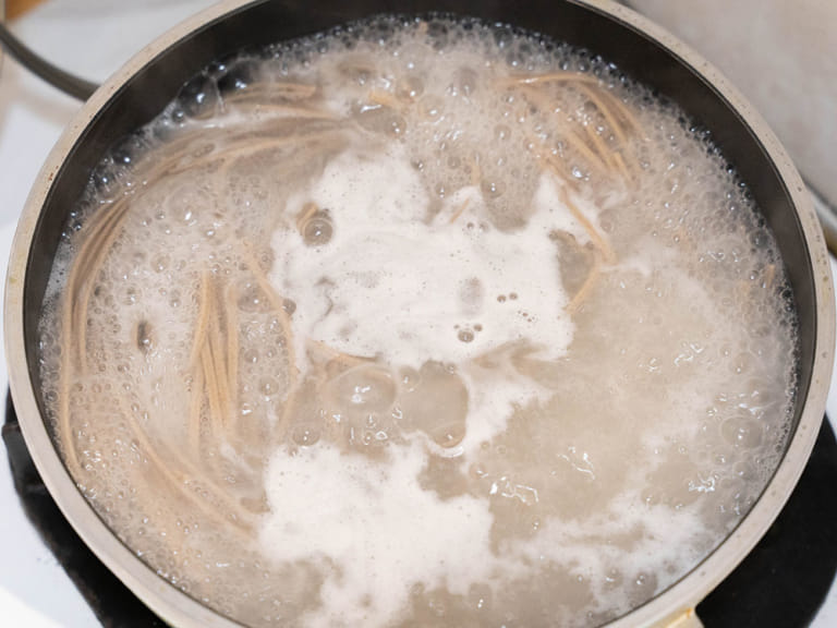 山藥泥蕎麥麵 步驟1