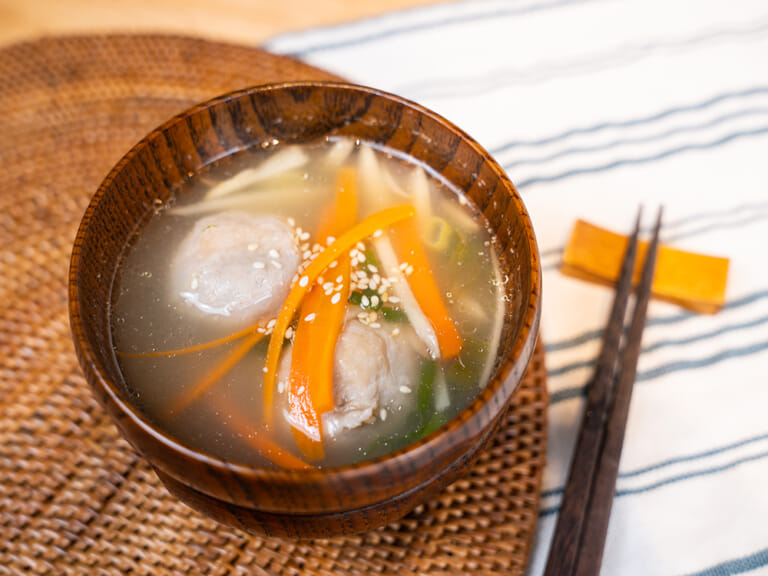 生薑貢丸雞湯 步驟2