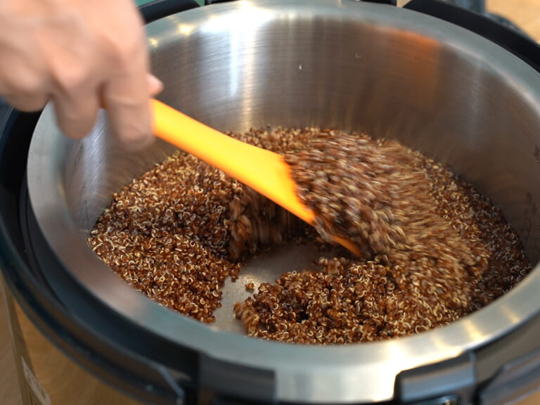 健康藜麥三色甜點｜象印多功能萬用鍋 步驟3