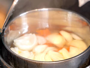 日式甘辛咖哩飯的美味秘訣｜最超值的傳家寶，貴夫人304食品級不鏽鋼電鍋