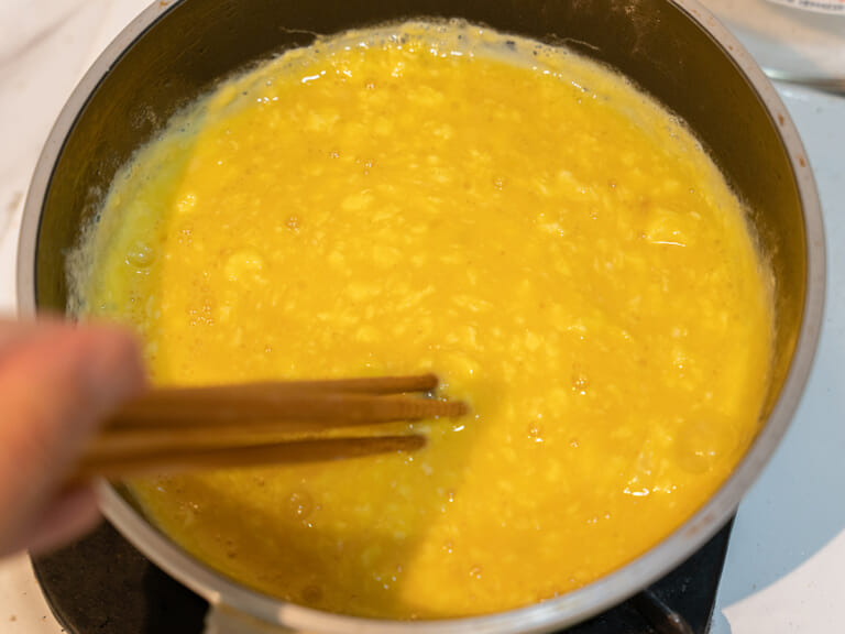 蛋鬆肉末二色丼飯 步驟2