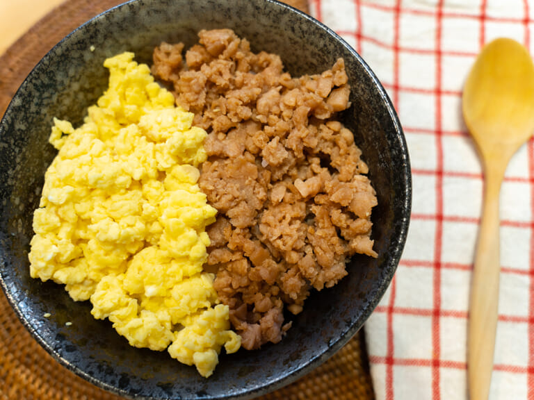 蛋鬆肉末二色丼飯 步驟6