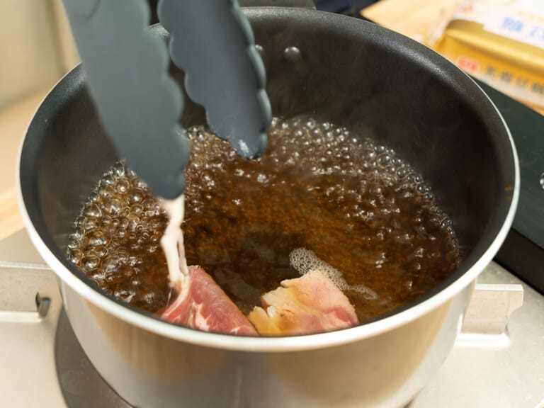 大阪名物，肉豆腐（肉すい）｜桂冠芙蓉豆腐 步驟3
