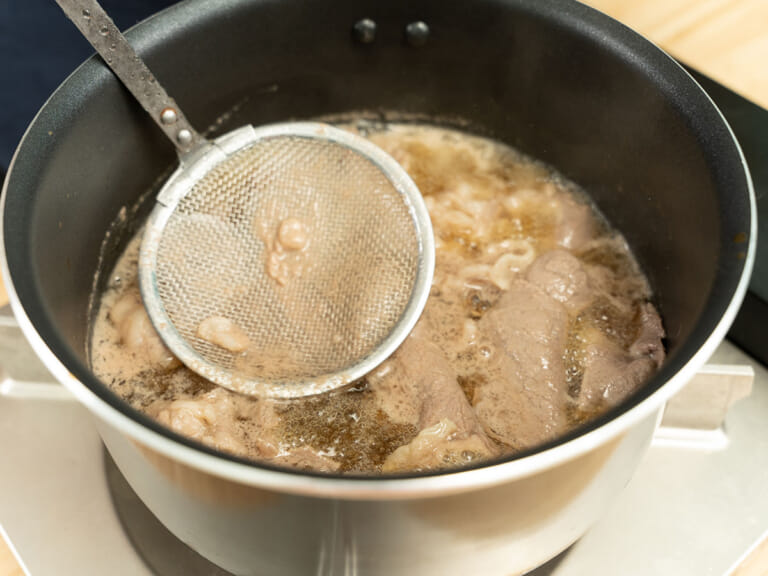 大阪名物，肉豆腐（肉すい）｜桂冠芙蓉豆腐 步驟4