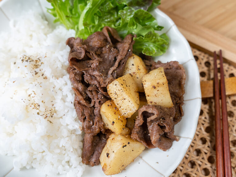 奶油醬燒炒牛肉馬鈴薯 步驟6