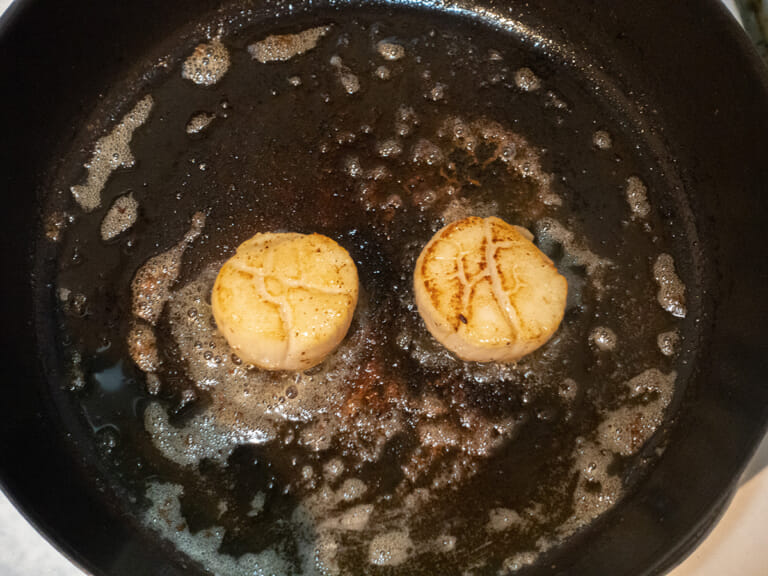 奶油嫩煎干貝｜生食級青森海鮮 步驟4