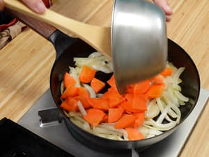 蔬菜奶油濃湯｜最簡單的濃湯做法