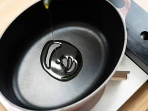 荷蘭香料燉煎雞胸｜LE CREUSET 23cm琺瑯鑄鐵橢圓鍋