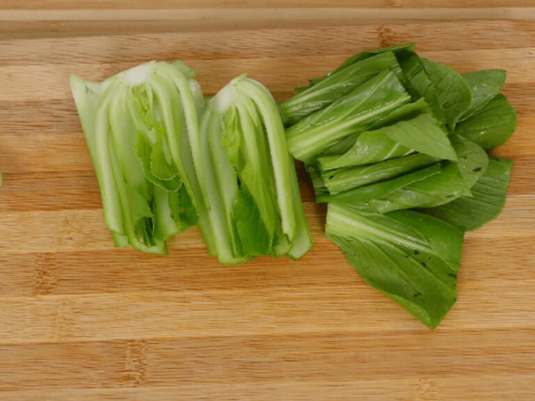 低醣料理｜青江菜辣味炒蛋 步驟1