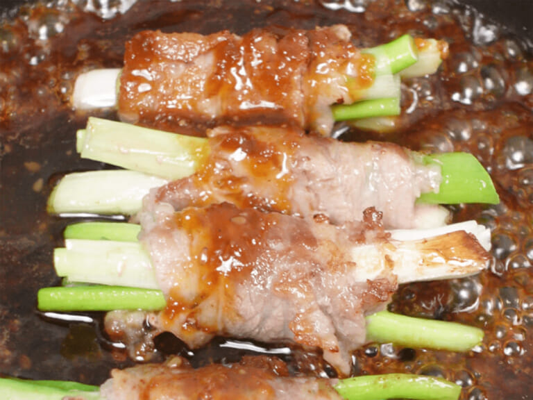 燒肉蔥肉捲 步驟3