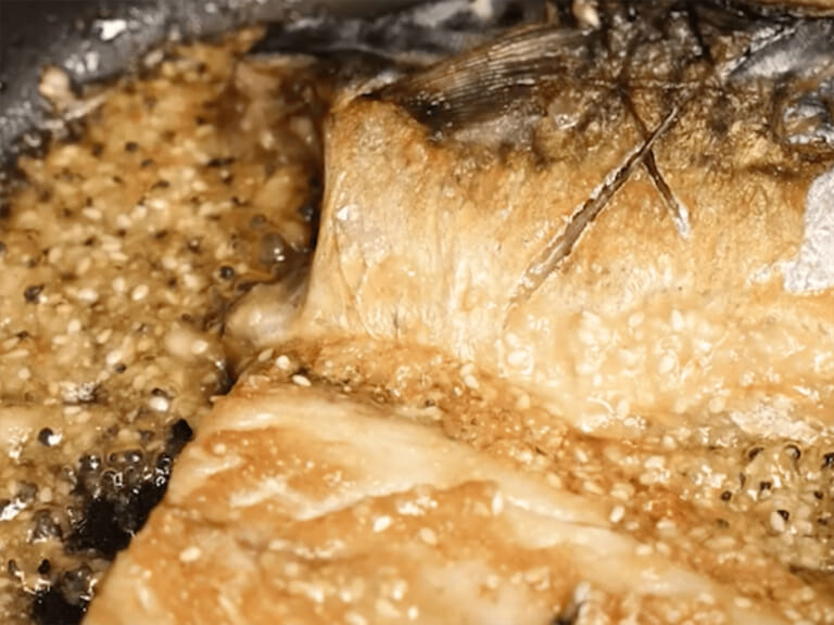 減醣食譜｜胡麻美乃滋燒鯖魚 步驟5