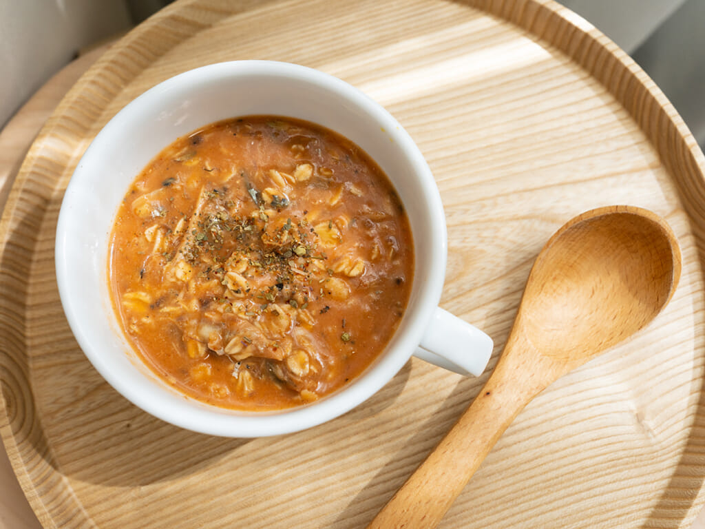 高蛋白食譜｜番茄鯖魚罐頭燉燕麥