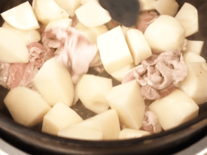 經典家庭料理｜鹽味馬鈴薯燉肉