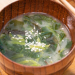 菠菜海帶味噌湯