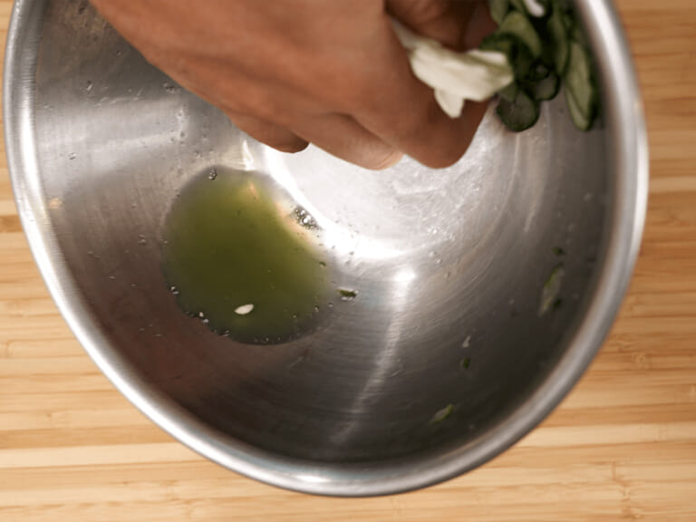 常備菜｜鹽昆布麻油涼拌小菜 步驟4